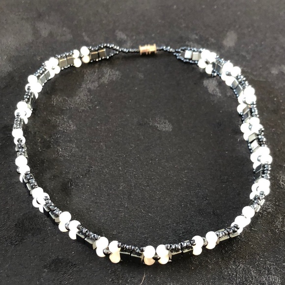 VTG Handmade Mother Of Pearl / Brazilian Hematite / Silver Screw Clasp Necklace. - Picture 4 of 13